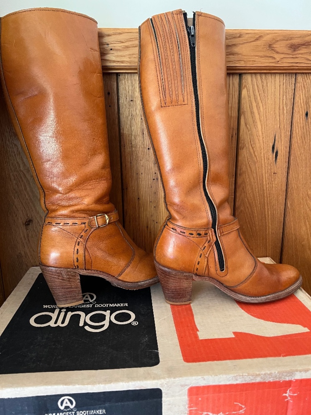 VTG 70s Dingo Tan Leather Knee High Boots Womens 8 Like New With Original Box